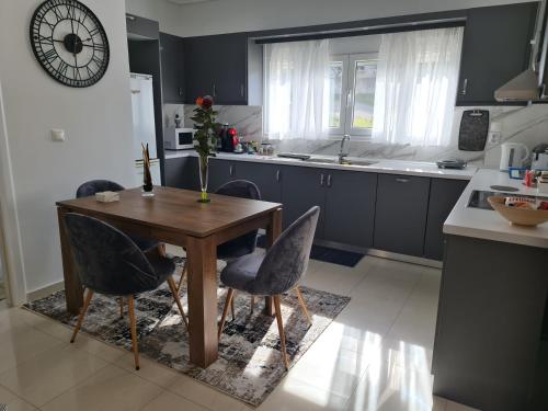 Evi’s & George’s Home — Irakleio — photo 2