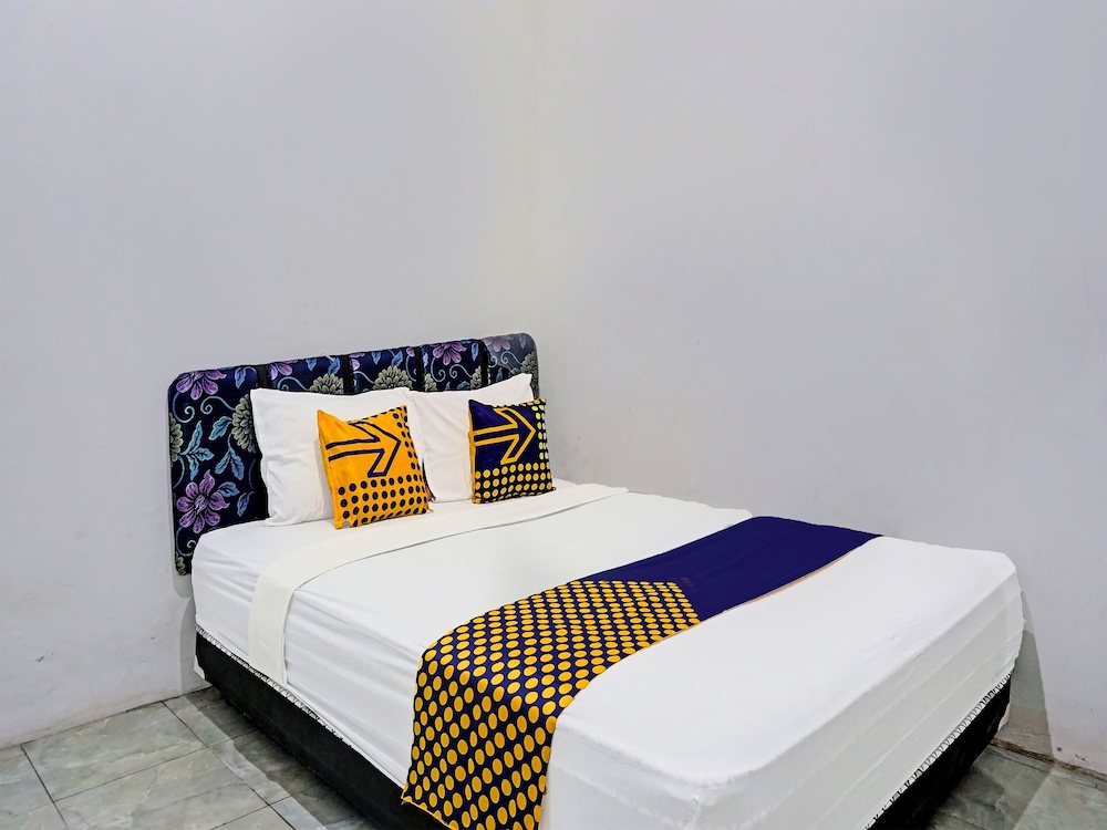 OYO Life 91718 Kost Damai Syariah in Sidoarjo, Indonesia