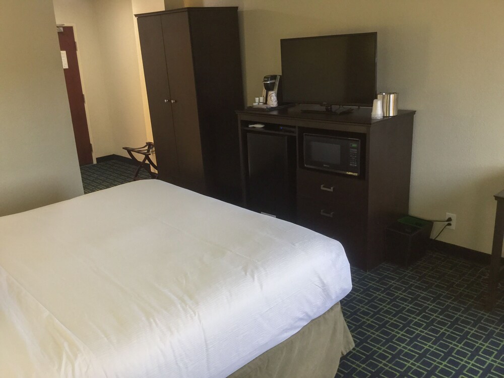 Best Western Charleston - photo 5