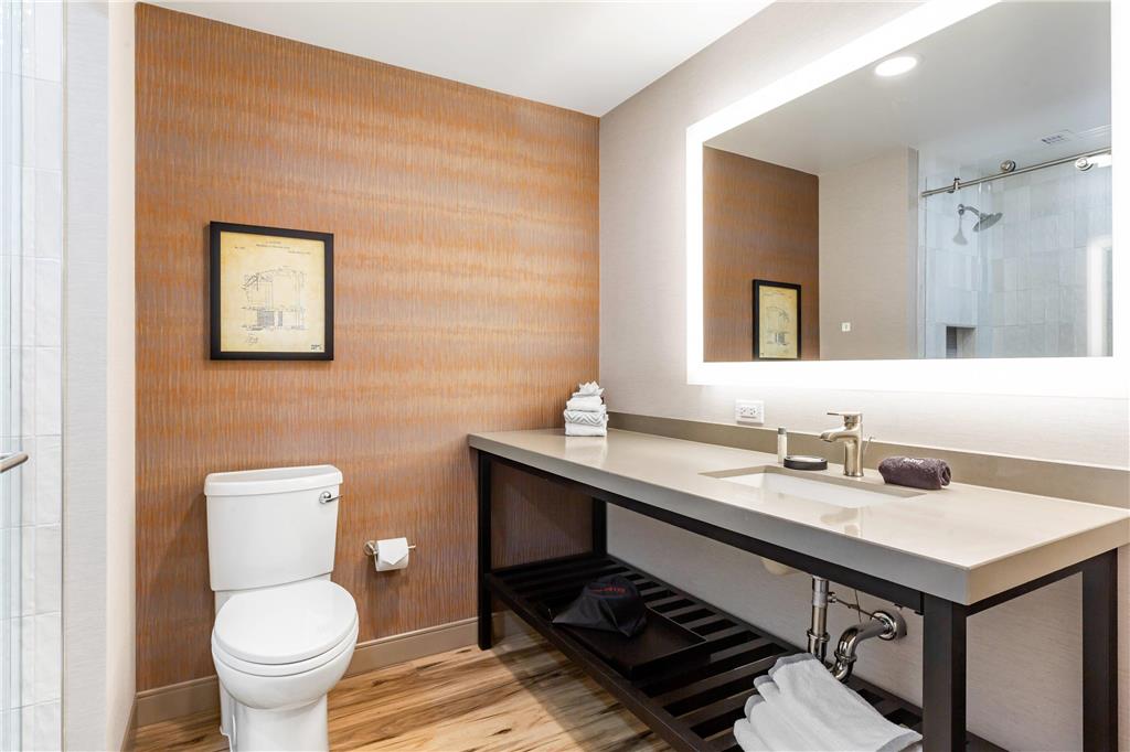 Cambria Hotel New Haven University Area - photo 33