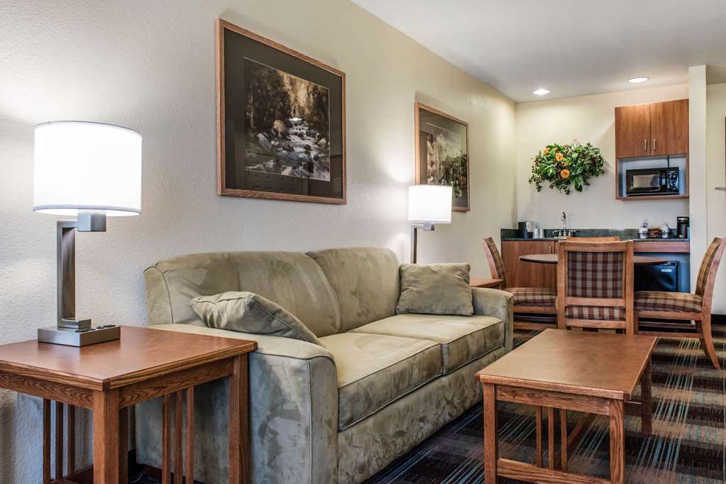 Comfort Inn & Suites Sheridan - photo 21