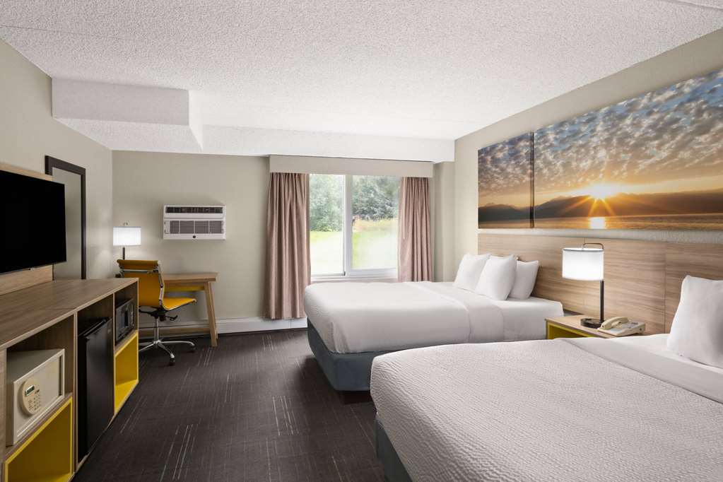 Days Inn & Suites by Wyndham Bozeman - photo 13