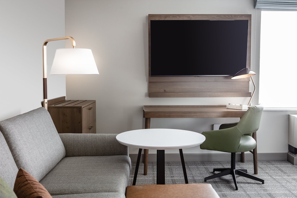 Staybridge Suites Iowa City Coralville by IHG - photo 22