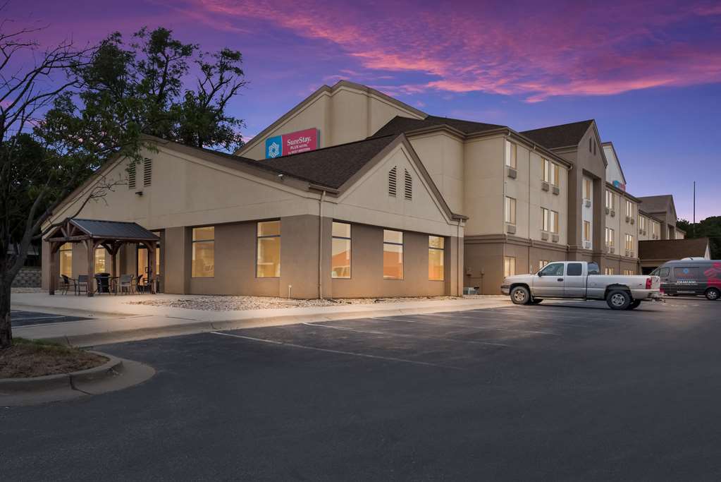 SureStay Plus Hotel by Best Western Coralville Iowa City - featured photo