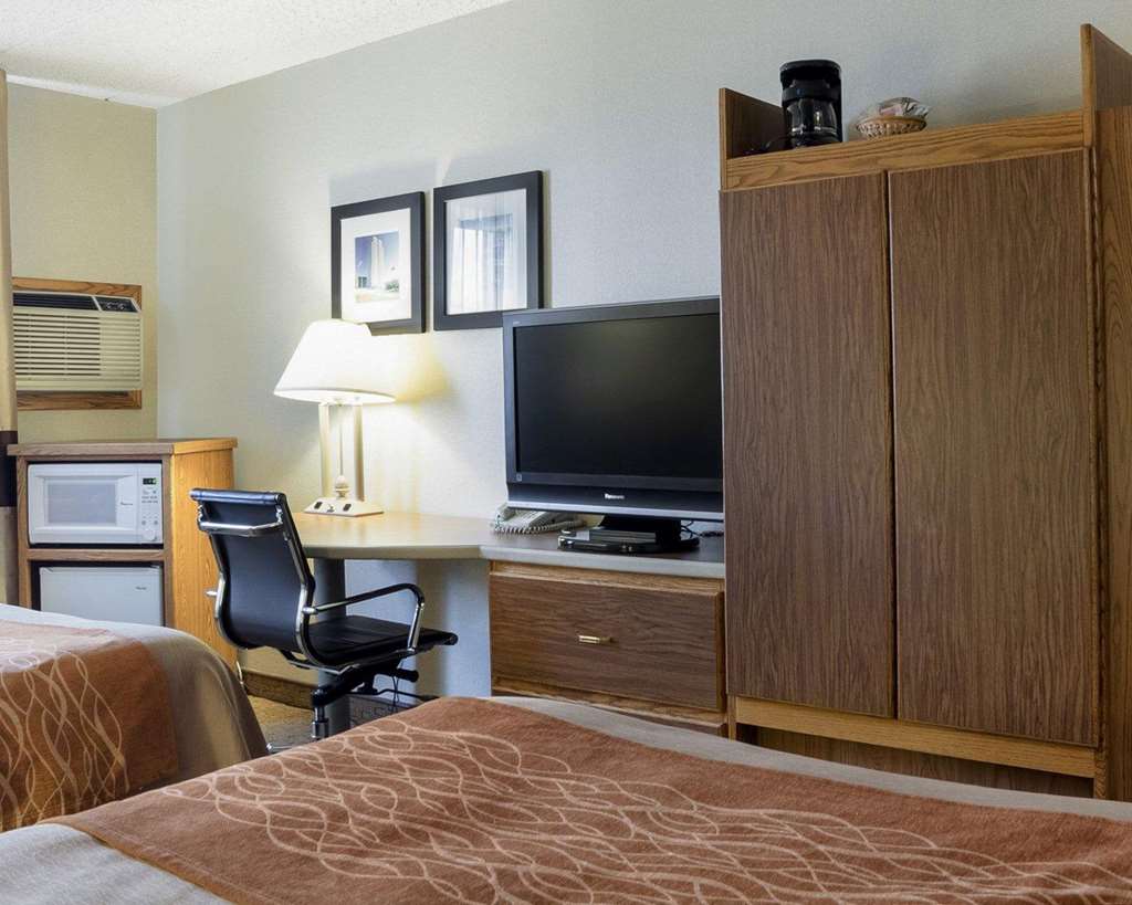 Quality Inn Bismarck I 94 - photo 16