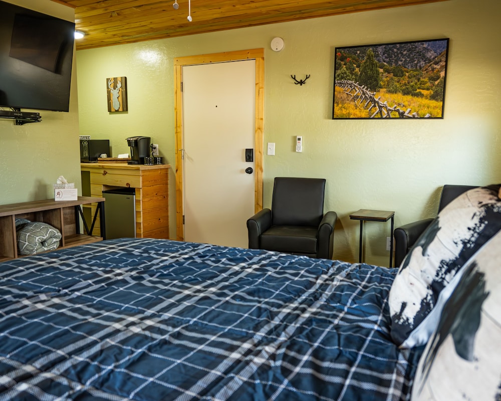 Rusty Buck Inn - photo 36
