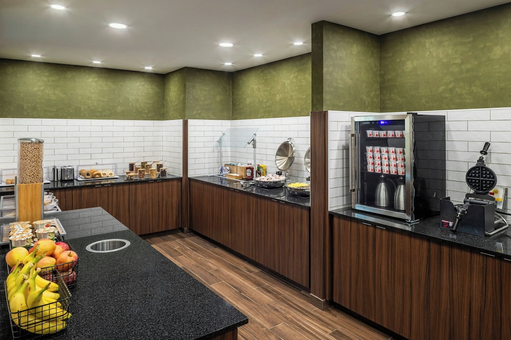 Fairfield Inn & Suites by Marriott Butler - photo 25