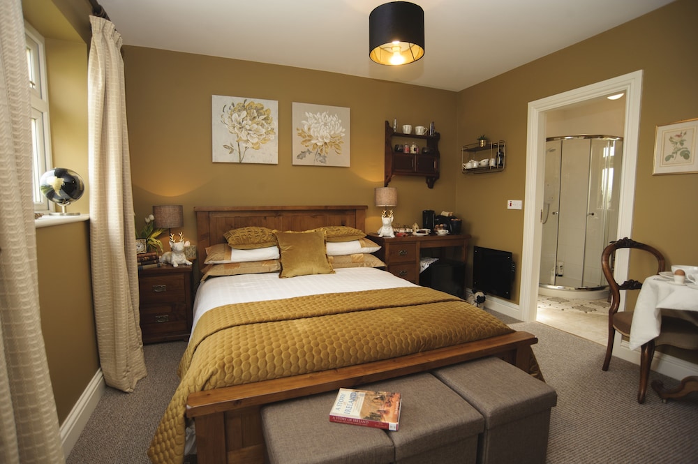 The Brown Hen Guest Accommodation — 4-Star Luxury Hotel in Bandon, Republic of Ireland