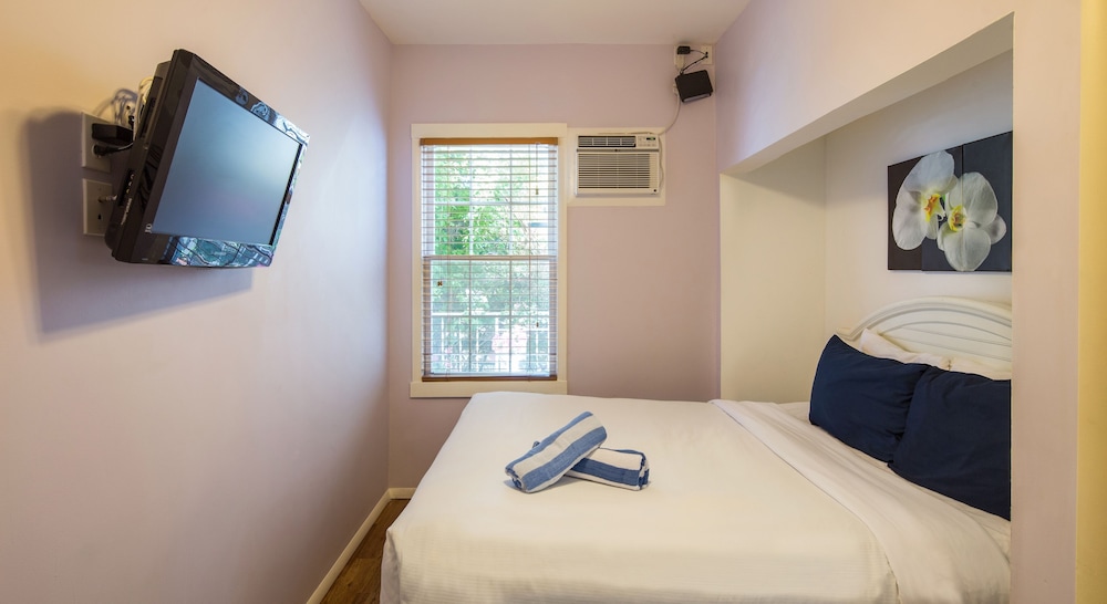 Wicker Guesthouse - photo 15