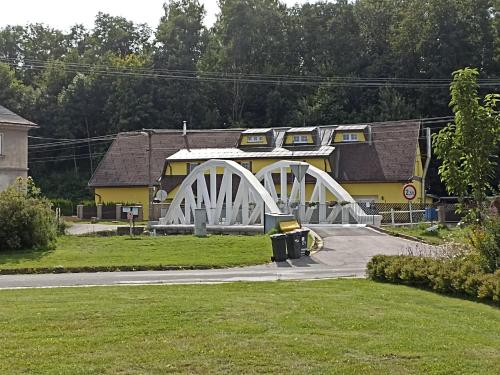 Penzion U Halířů - carbon neutral hotel in Mlade Buky