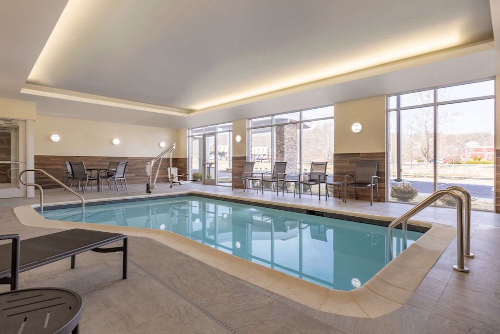 Fairfield Inn & Suites By Marriott Rockaway - photo 17