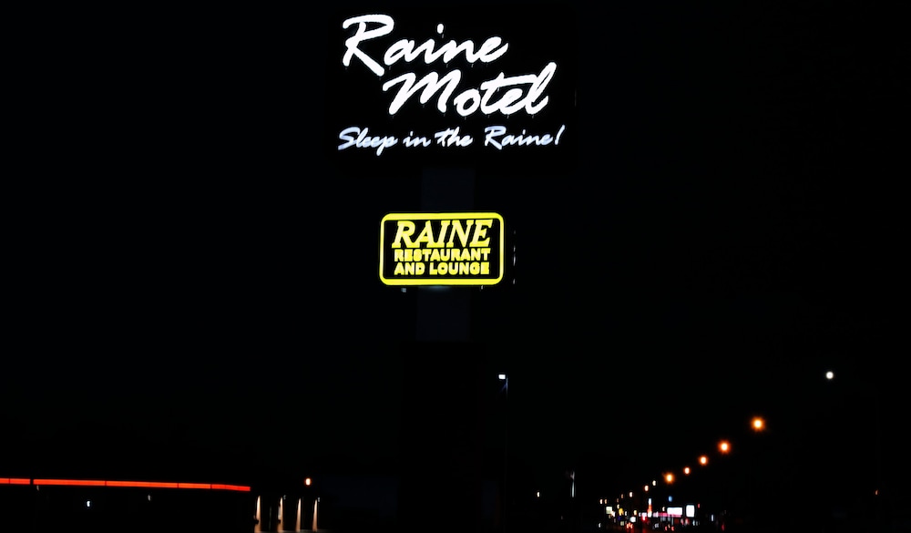 Raine Motel - photo 112