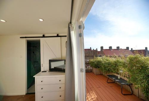 Windhoek Apartment — 4-Star Luxury Hotel in Zandvoort, Netherlands