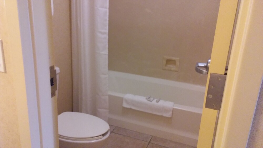 Baymont by Wyndham Branson Theatre District - photo 60