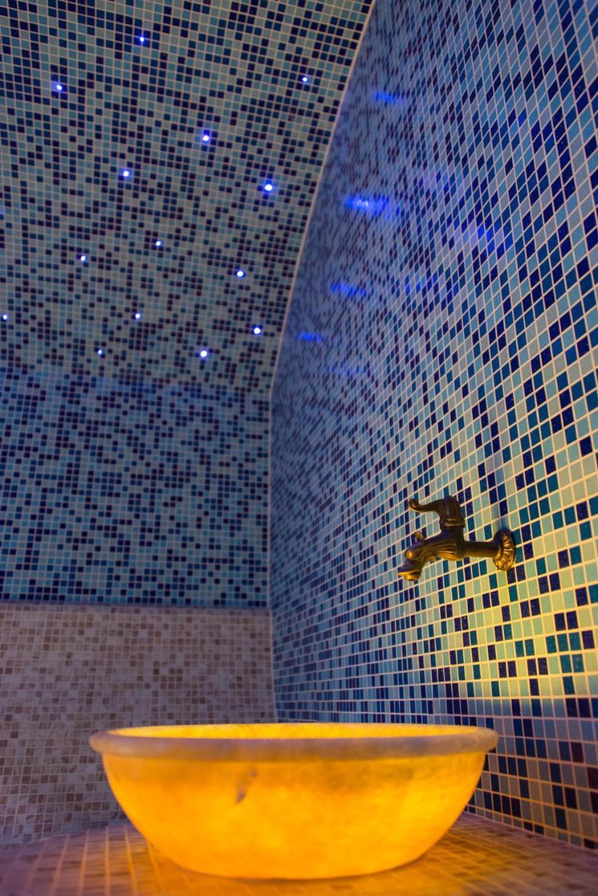 Viesu Nams Adleri in Saldus, Latvia