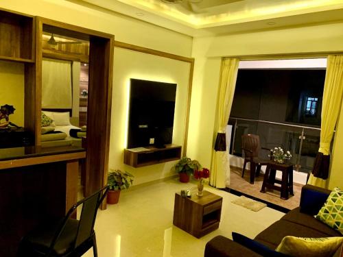 Emerald Vista Luxury Suites in Pune, India