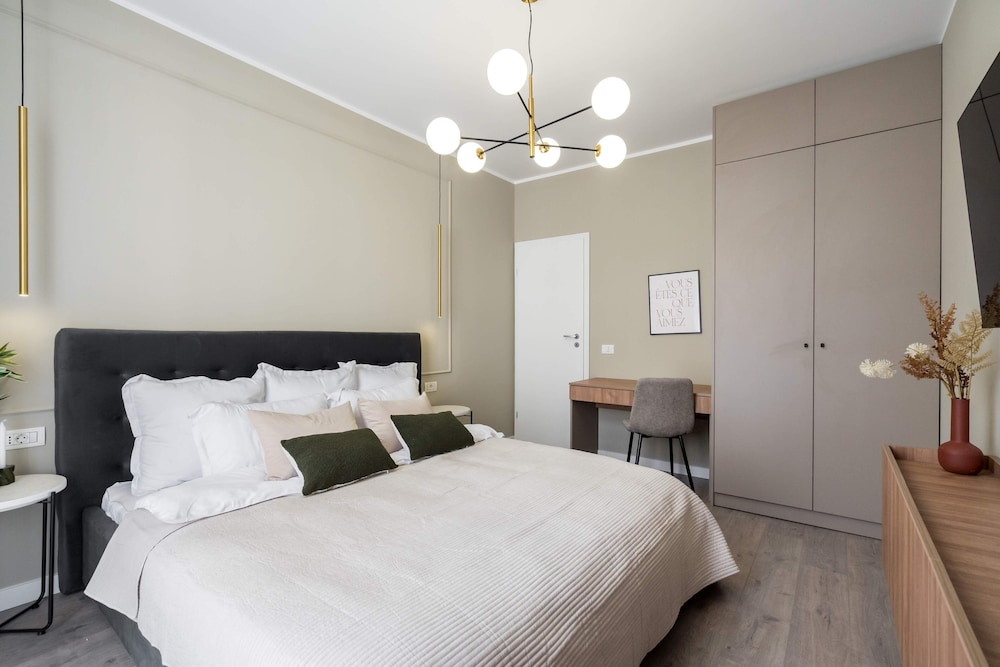 Contemporary Aparthotel 2BR Flats — Bucharest — photo 4
