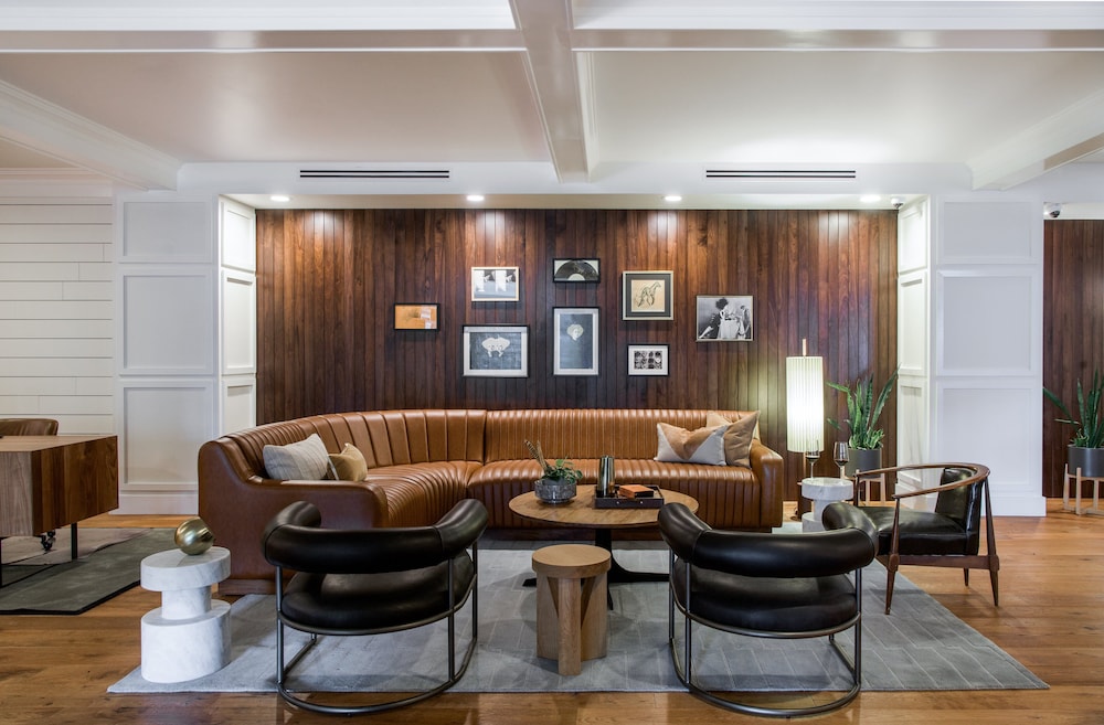 Hutton Hotel - photo 4