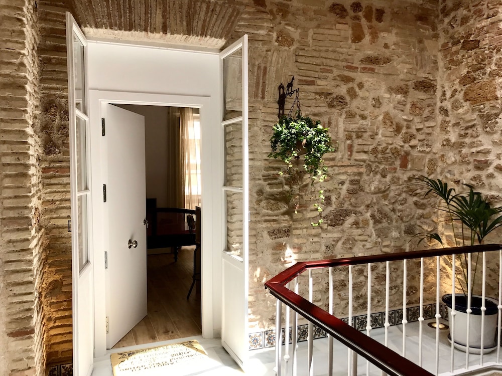 Rosario Uno Aparthotel in Cadiz, Spain