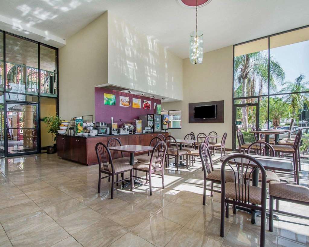 Quality Inn & Suites at Tropicana Field - photo 62
