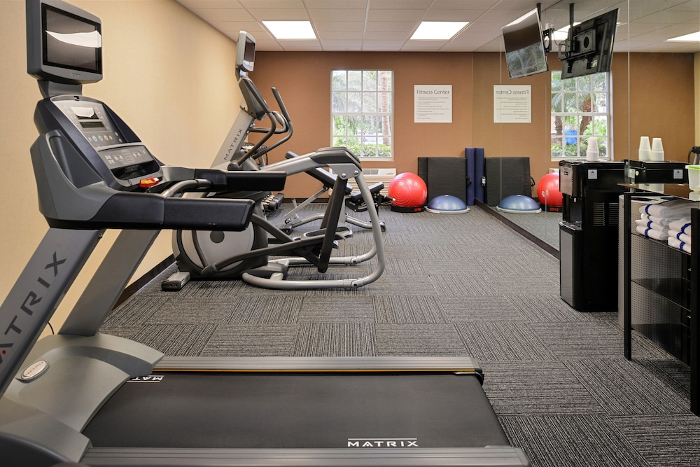 Holiday Inn Express & Suites Naples North Bonita Springs by IHG - photo 30