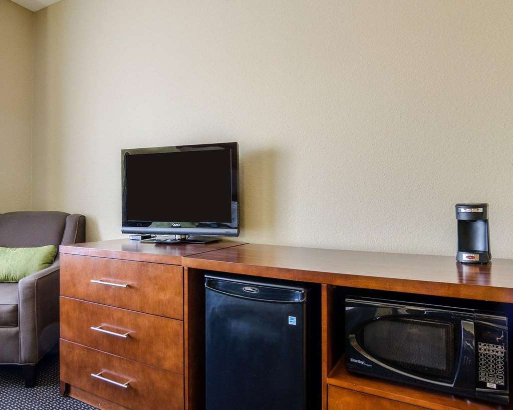 Comfort Inn Garden City - photo 24