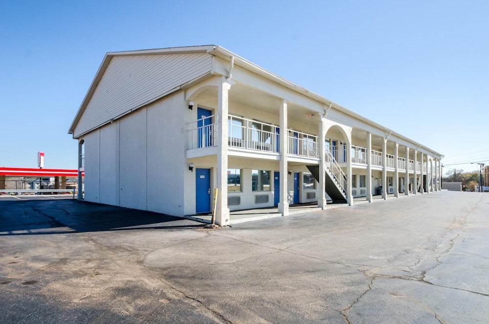 Motel 6 Commerce Ga - photo 23