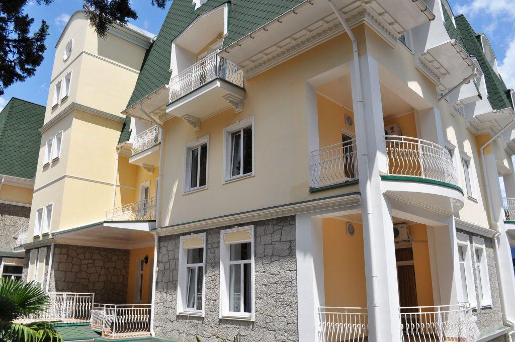 Imperial 2011 Hotel — hotel in Yalta