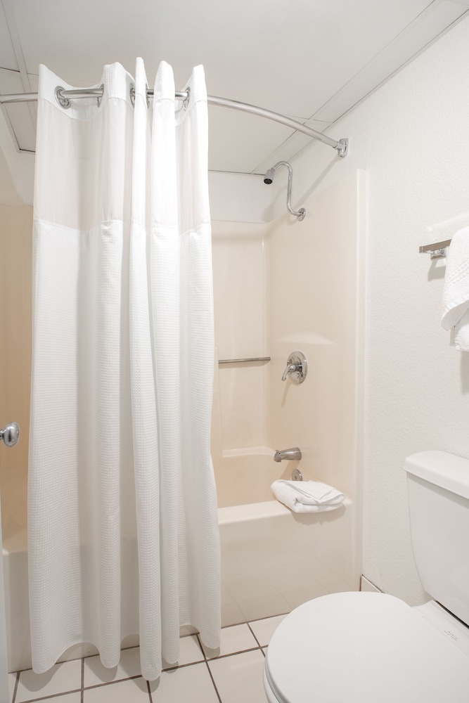 Branson's Best Motel - photo 17