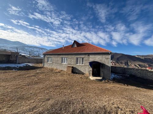 Skyview - carbon neutral hotel in Qusar