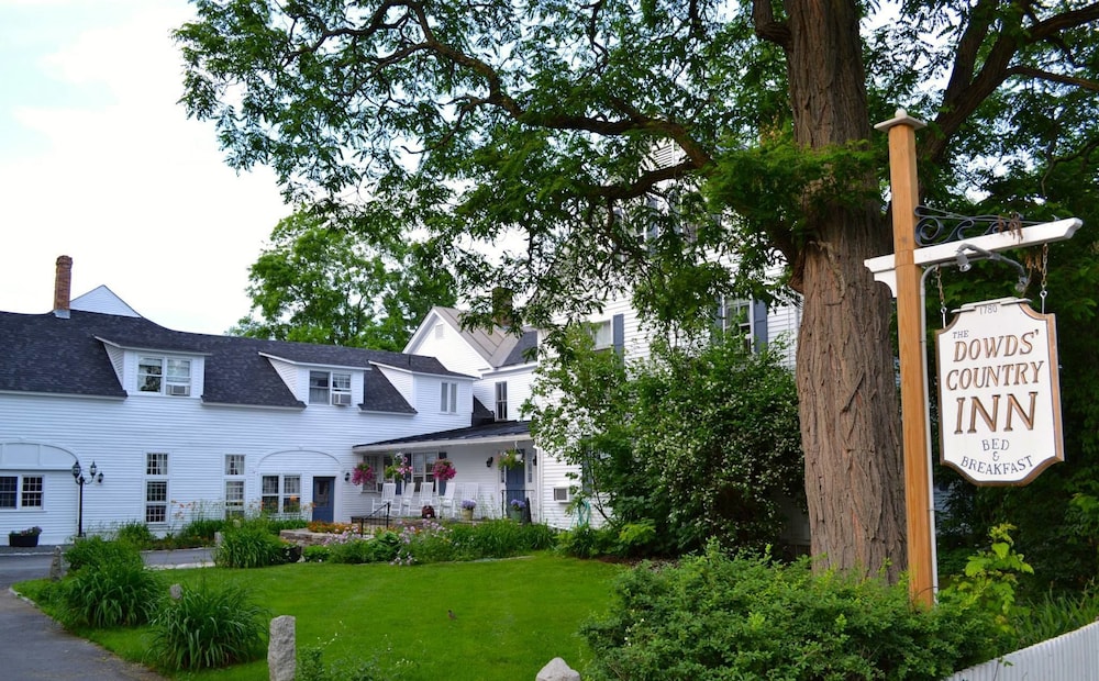 Dowds Country Inn - featured photo