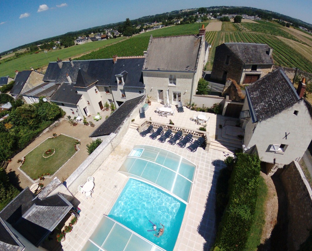 Chambres D'hotes la Bonne Note — 4-Star Luxury Hotel in Chinon, France