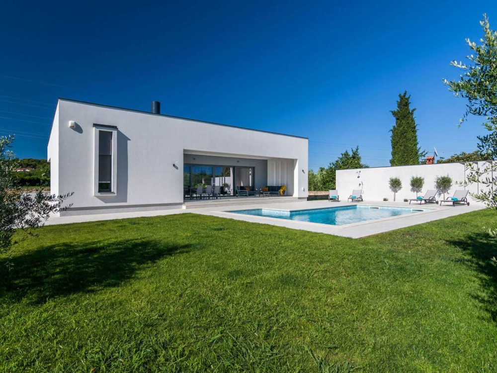 Villa Polei — 4-Star Luxury Hotel in Pula, Croatia