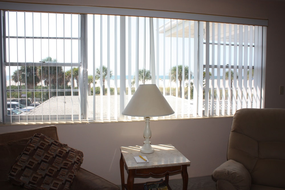 iBeach Resort - photo 9