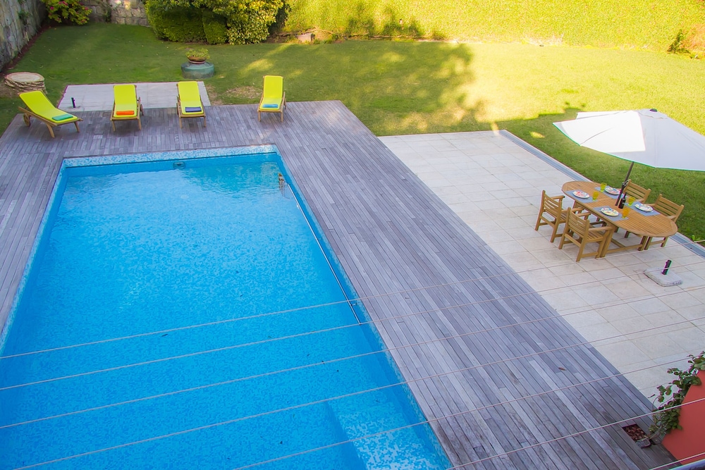 Liiiving in Porto Garden Pool House — 4-Star Luxury Hotel in Porto, Portugal