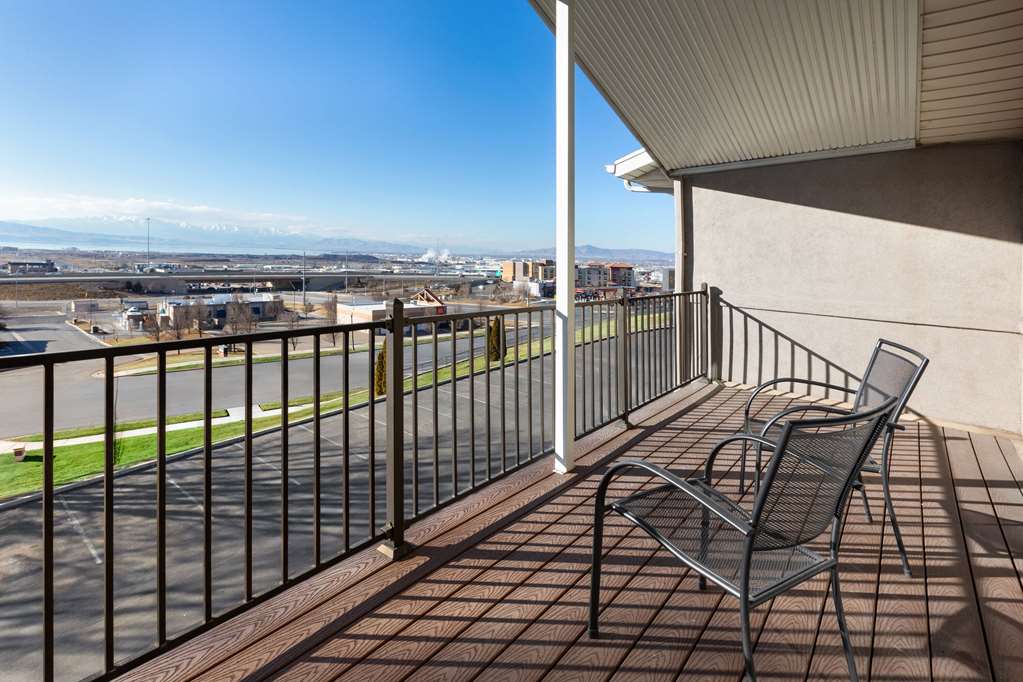 La Quinta Inn & Suites by Wyndham North Orem - photo 28
