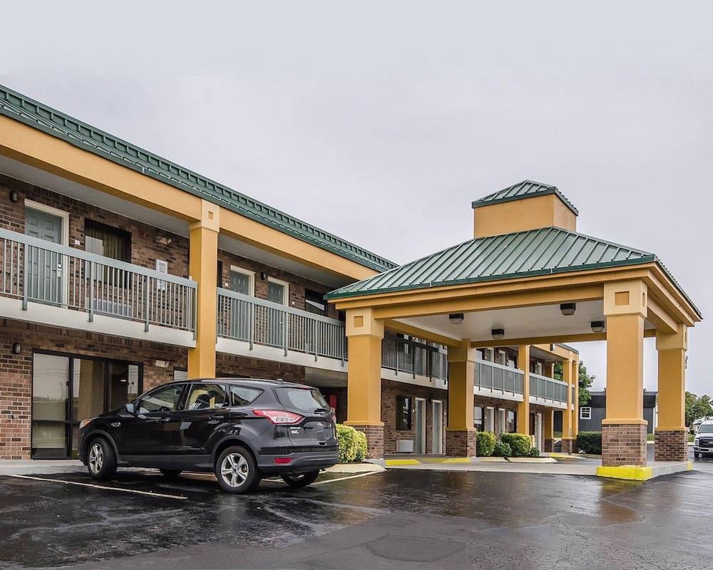Quality Inn Franklin South - photo 24