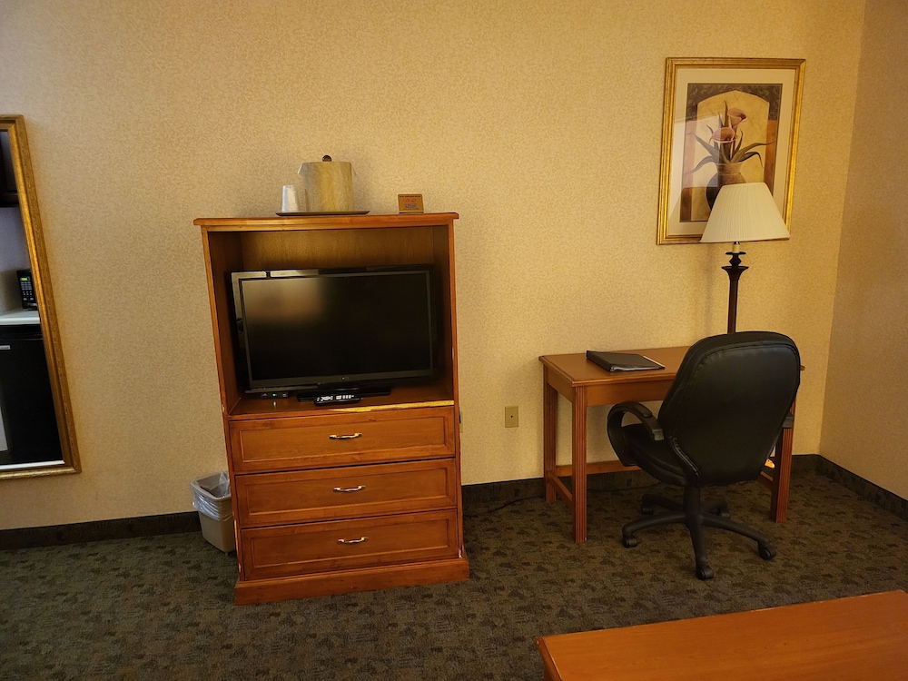 The Glenville Inn - photo 12