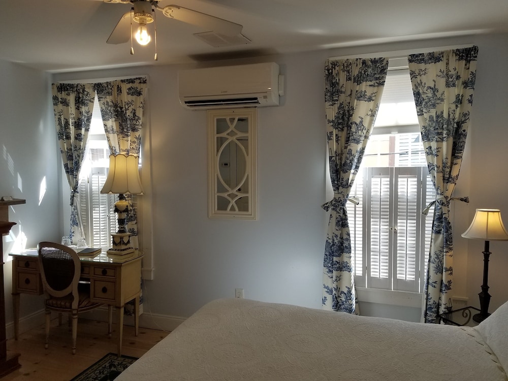 Tilton Inn - photo 12