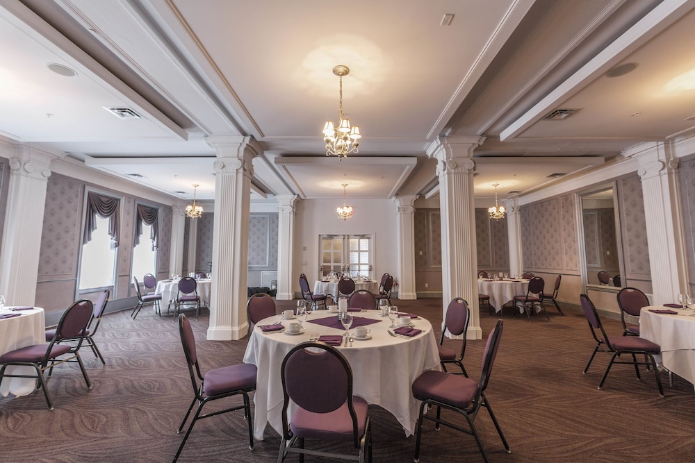 The Historic Gould Hotel Seneca Falls an Ascend Collection Hotel - photo 31