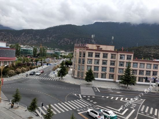 Education Hotel - last minute hotel in Unknown City