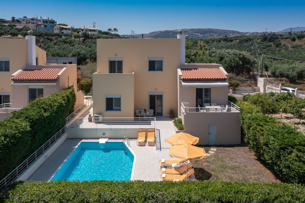 Yanni's Villas — 4-Star Luxury Hotel in Rethymno, Greece