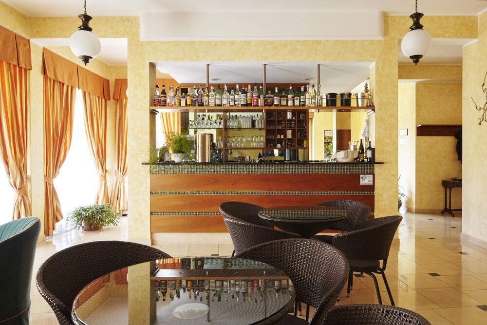Hotel 2000 - carbon neutral hotel in Gravedona-San Gregorio
