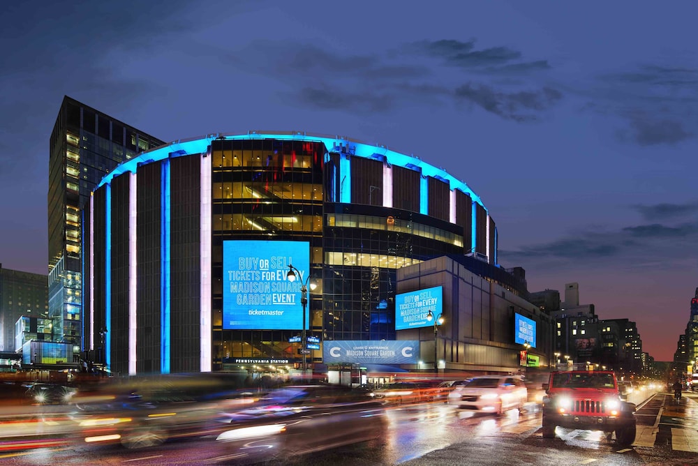 Martinique New York on Broadway Curio Collection by Hilton - photo 95