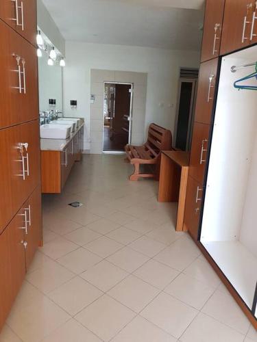 Elegant Serene furnished and Serviced apartment.