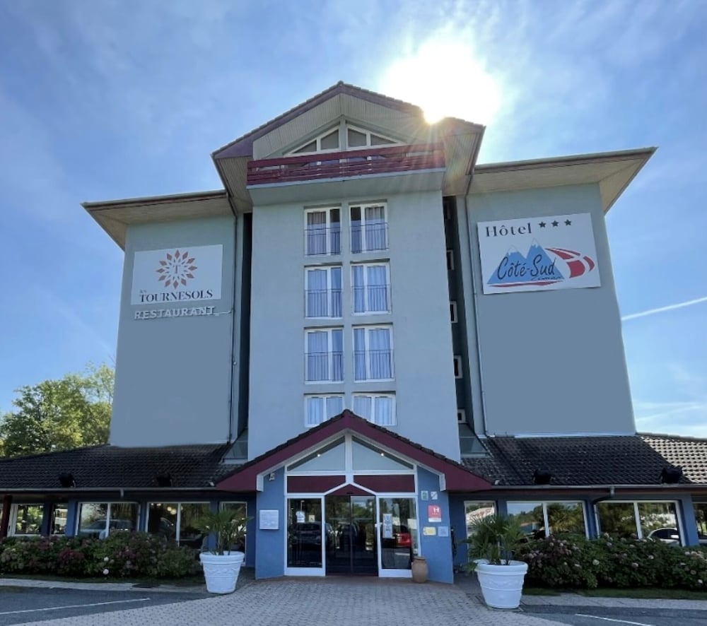 Hôtel Côté Sud Léman in Thonon-Les-Bains, France