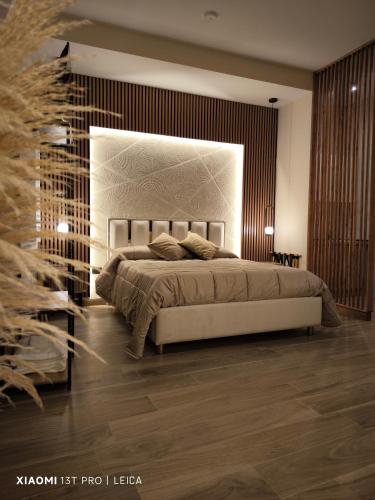 CasaMira b&b Napoli centrale — 4-Star Luxury Hotel in Naples, Italy