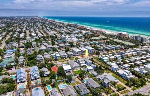 Mama's Happy - last minute hotel in Destin