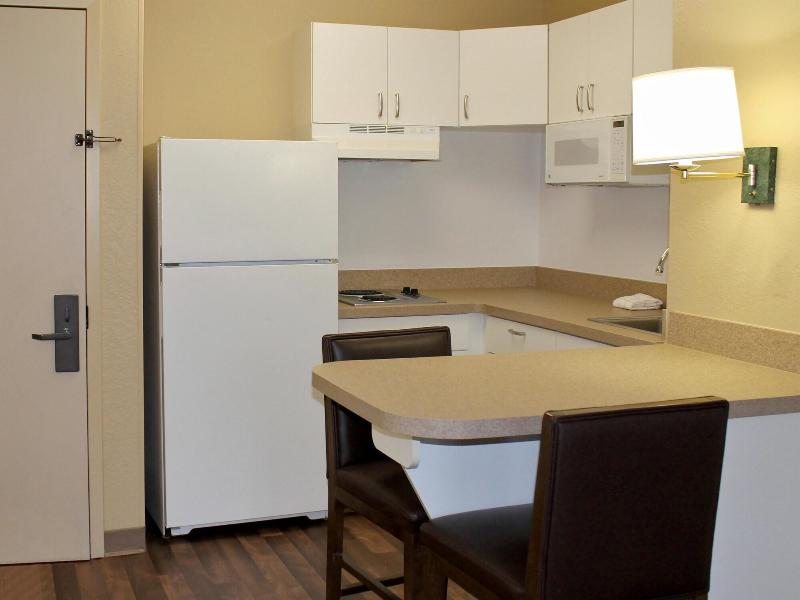 Extended Stay America Suites Chicago Schaumburg Conv Center - photo 12
