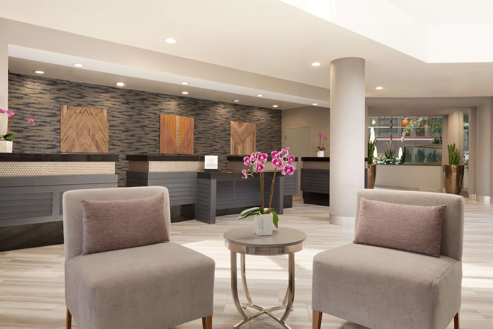 Embassy Suites by Hilton Irvine Orange County Airport - photo 12